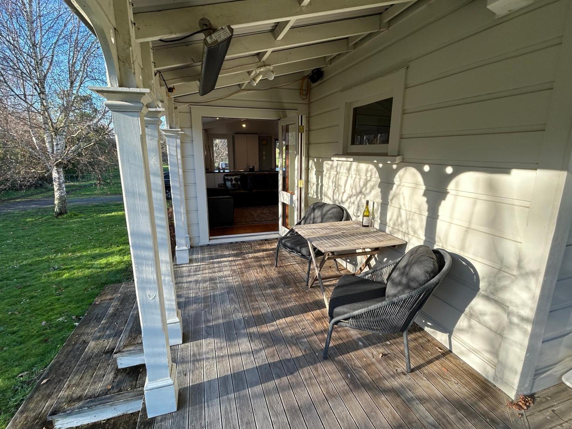 Dublin Country Cottage Martinborough Exterior photo